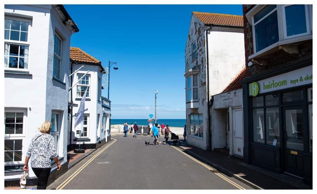 The Two Lifeboats Bed and Breakfast Sheringham Buitenkant foto