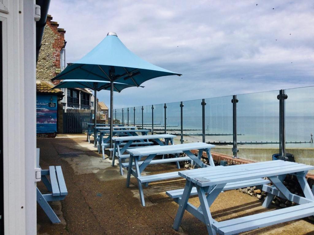 The Two Lifeboats Bed and Breakfast Sheringham Buitenkant foto